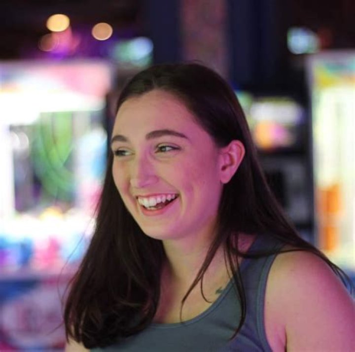 
Brie Lynn – Lovelyleobrie Height, Weight, Net Worth, Age, Birthday, Wikipedia, Who, Nationality, Biography 