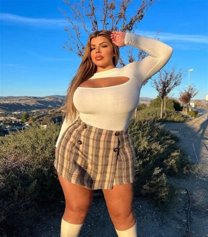 Brooke Mora Height, Weight, Net Worth, Age, Birthday, Wikipedia, Who, Instagram, Biography