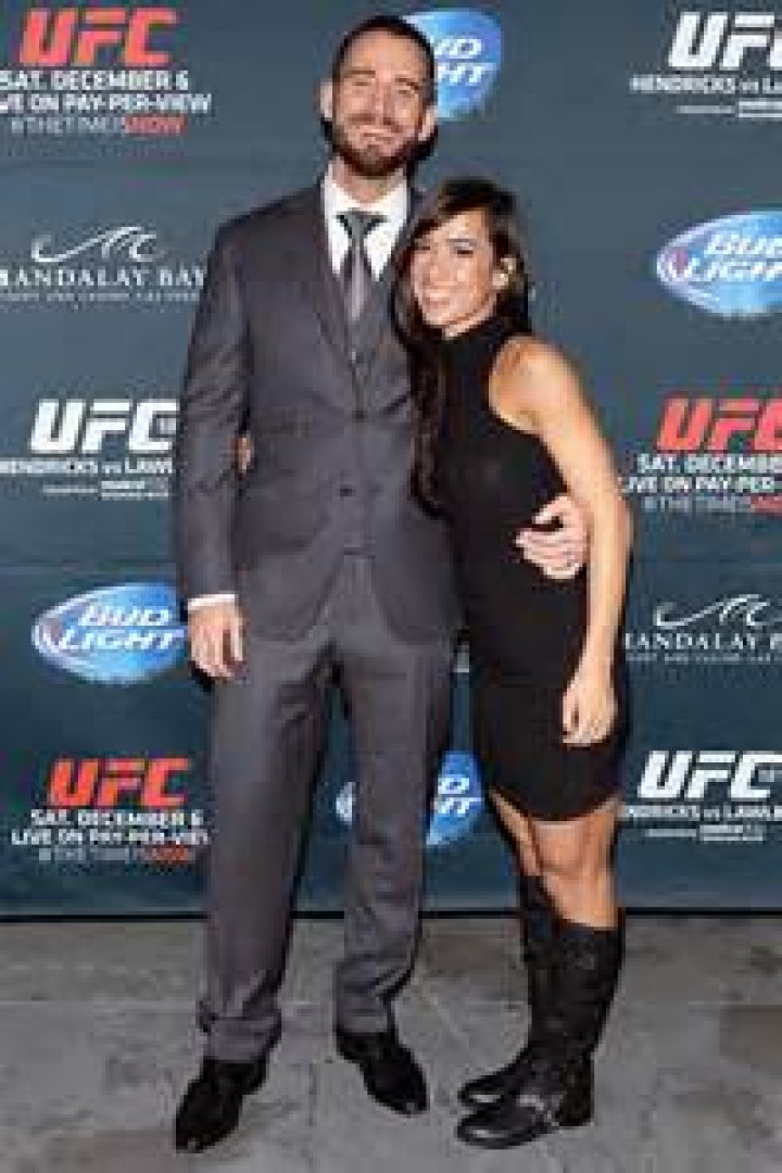CM Punk Wife AJ Lee Height, Weight, Net Worth, Age, Birthday, Wikipedia, Who, Nationality, Biography