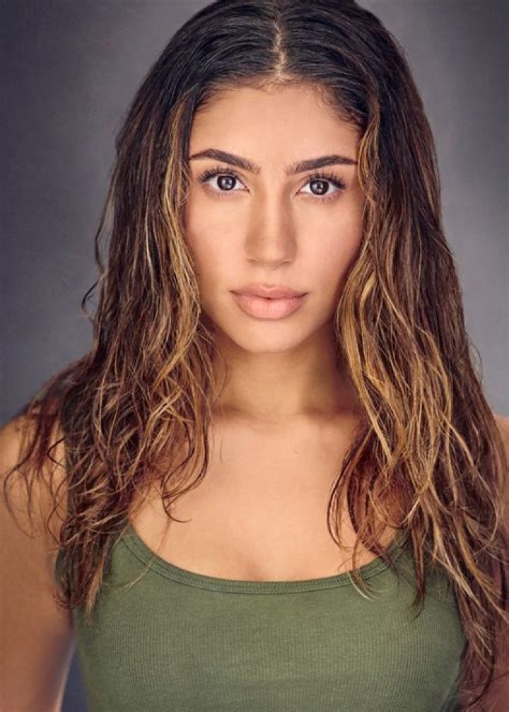 Isabella Ferreira Height, Weight, Net Worth, Age, Wiki, Who, Instagram, Biography