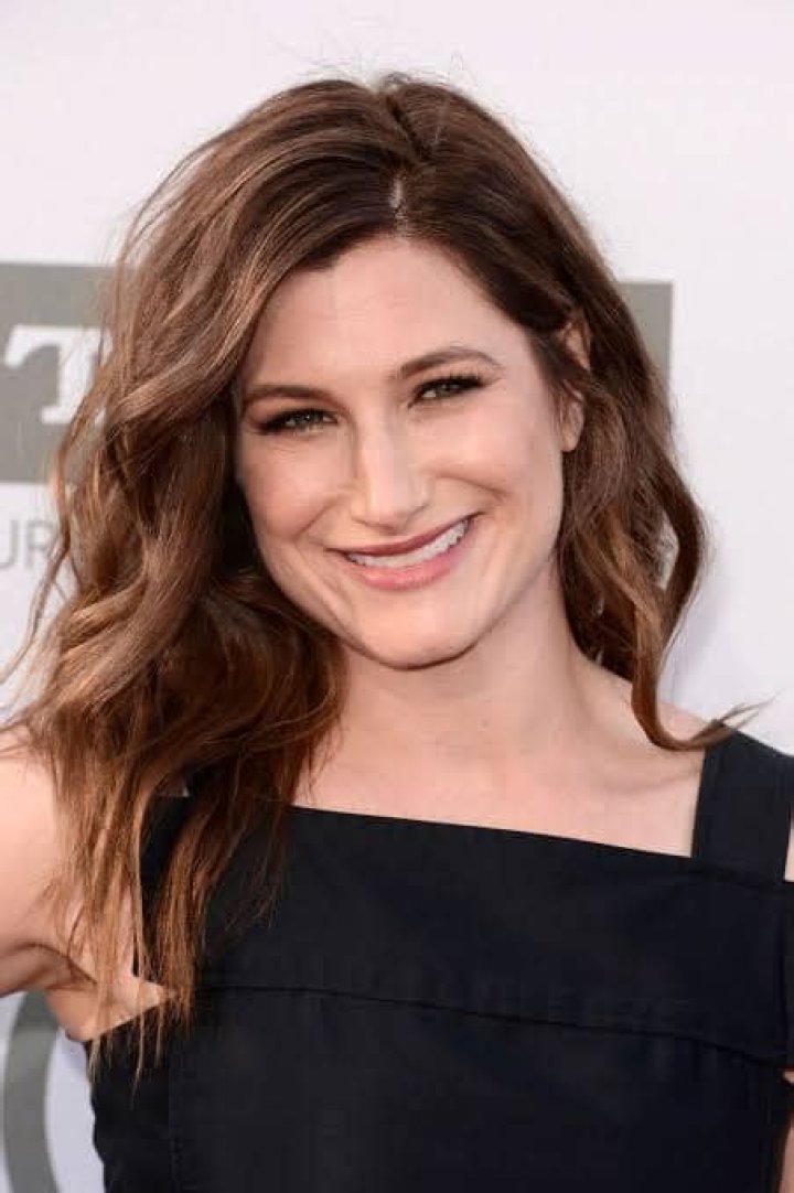 Kathryn Hahn Height, Weight, Net Worth, Age, Birthday, Wikipedia, Who, Nationality, Biography