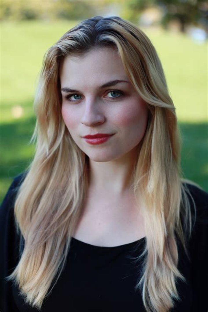 Smokie June O’Gorman Height, Weight, Net Worth, Age, Birthday, Wikipedia, Who, Nationality, Biography