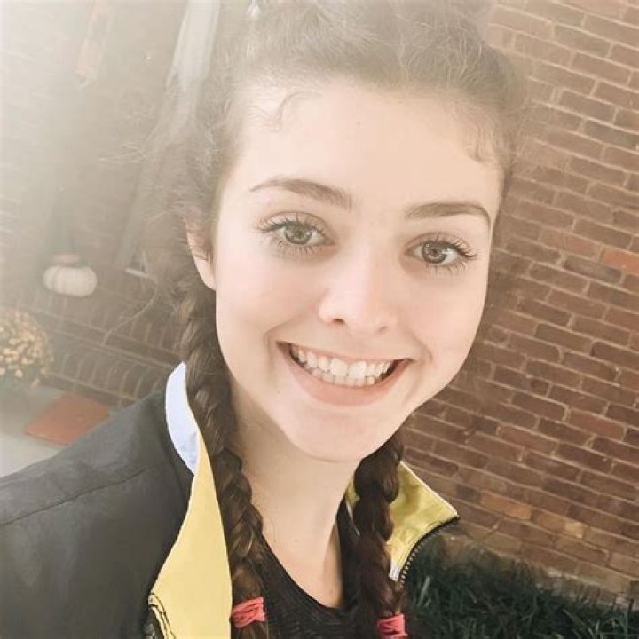 
Yodelinghaley Height, Weight, Net Worth, Age, Birthday, Wikipedia, Who, Nationality, Biography 